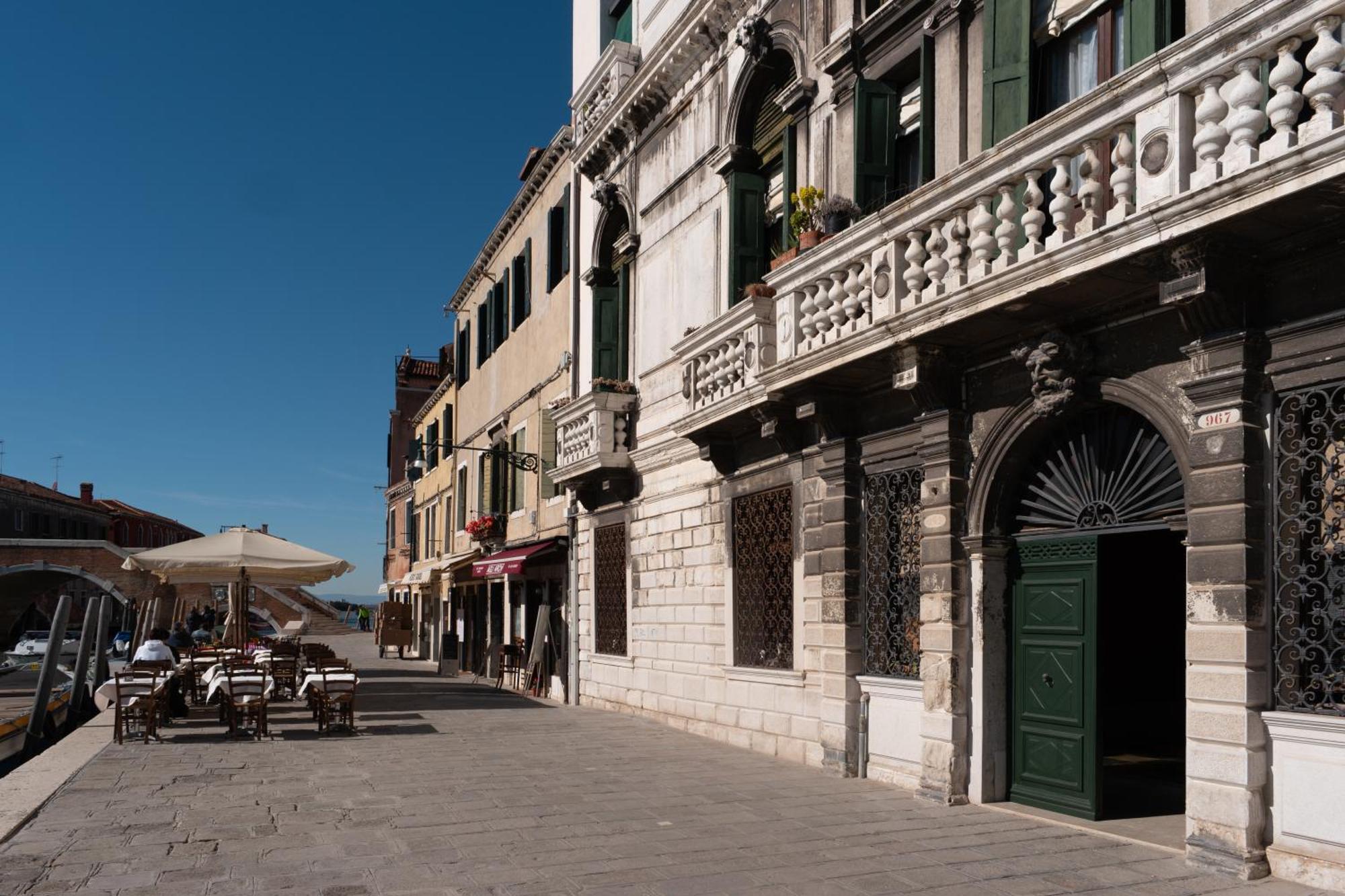 Rousseau'S Apartment Venecia Exterior foto