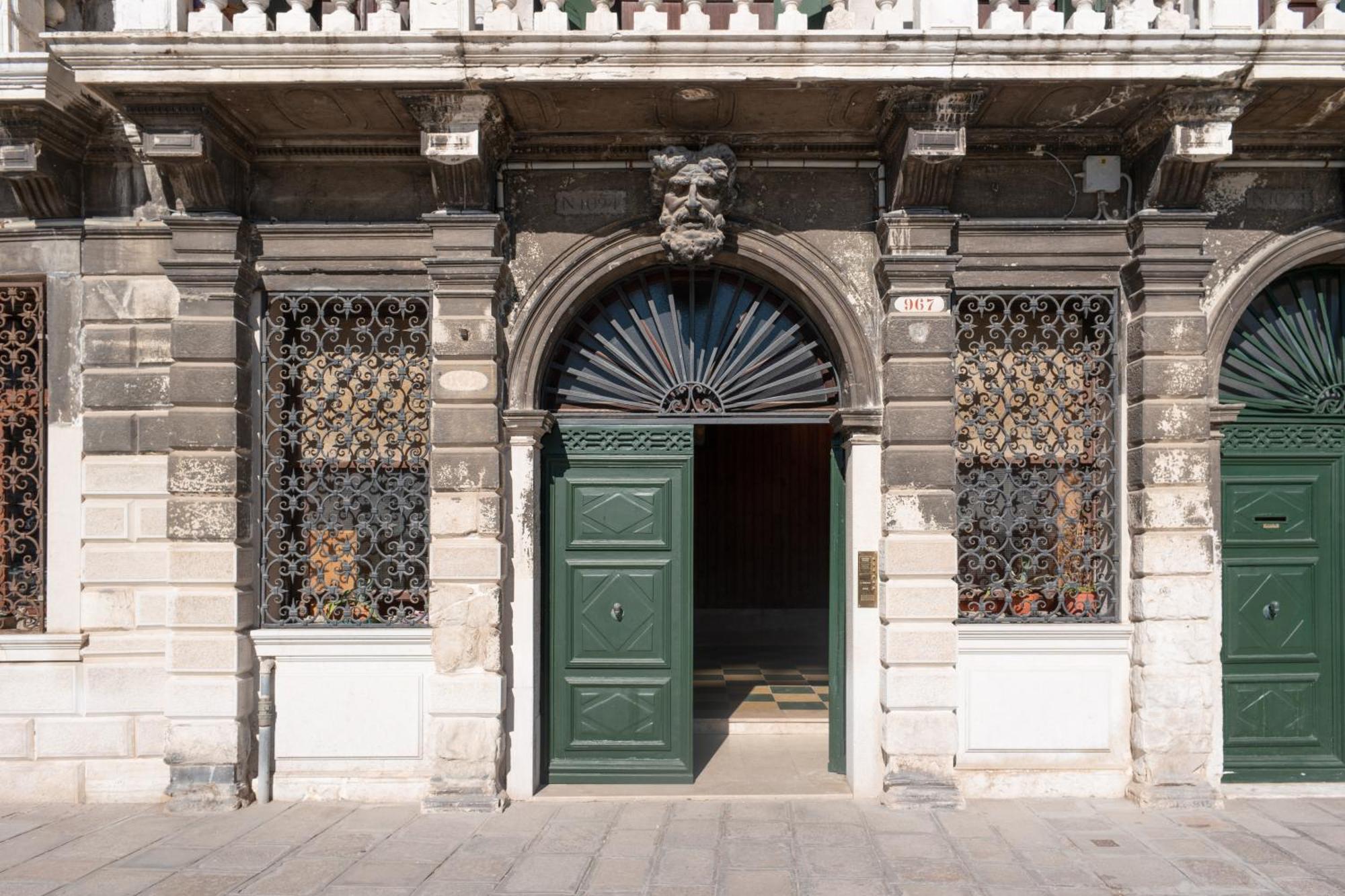 Rousseau'S Apartment Venecia Exterior foto